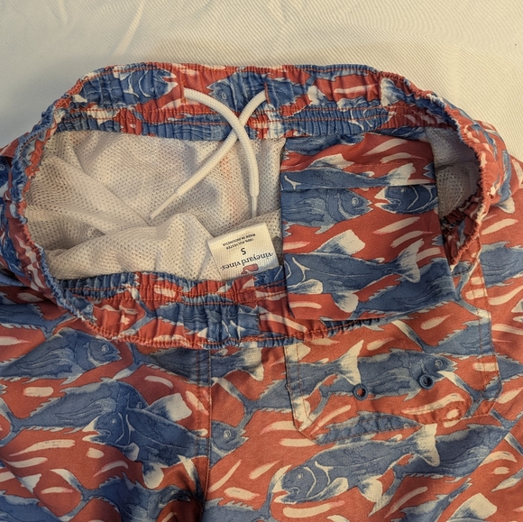 Vineyard Vines Boys Swim Trunks Size Small - Picture 6 of 7